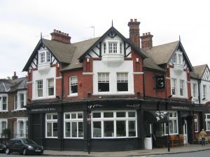 pub-house-785360-m