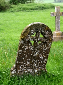 very-old-gravestones-1389772-m